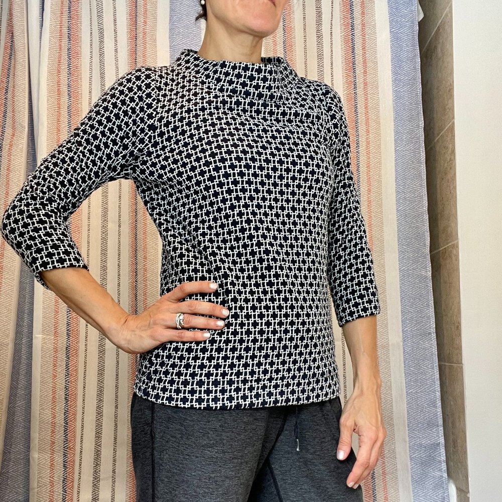 Ann Taylor Petites Navy Blue Geometric Pattern Open Neck Shirt